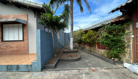 Casa à venda com 3 quartos, sendo 1 suíte, em Campinho, Porto Seguro, BA