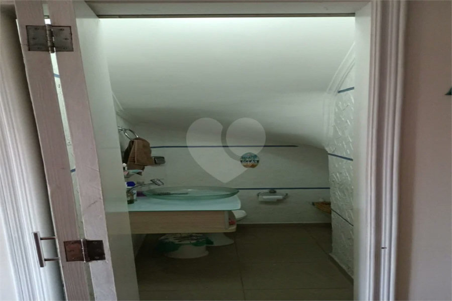 Sobrado à venda com 3 quartos, sendo 1 suíte, em Tremembé, São Paulo, SP