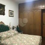 Casa à venda com 5 quartos, sendo 4 suítes,  em Vila Tramontano, São Paulo, SP