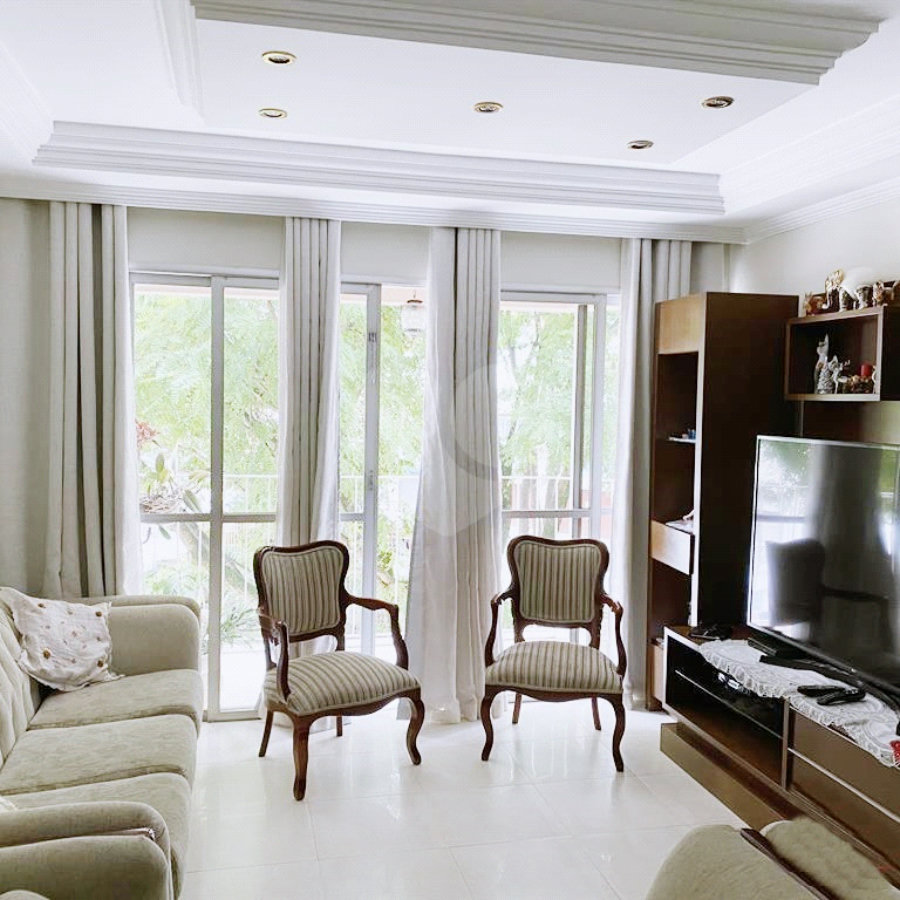 Apartamento à venda com 3 quartos, sendo 1 suíte, em Vila Paulicéia, São Paulo, SP