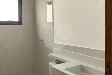 Casa à venda com 3 quartos, sendo 1 suíte, no condomínio Villa D'este, Cotia - SP