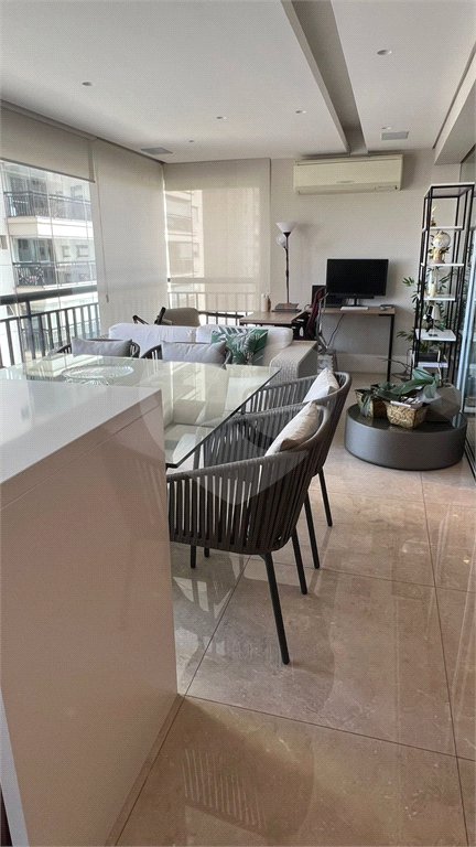 Apartamento à venda com 3 suítes em Água Branca, São Paulo, SP
