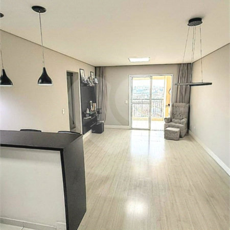 Apartamento à venda com 3 quartos, sendo 1 suíte,  em Vila Humaitá, Santo André, SP