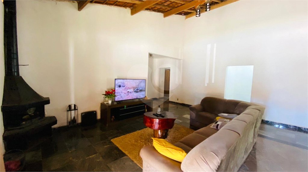 Chácara à venda com 3 quartos, sendo 1 suíte, em Rio Acima, Mairiporã, SP