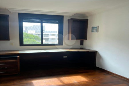 Apartamento à venda com 4 quartos, sendo 2 suítes, em Paraisópolis, São Paulo, SP