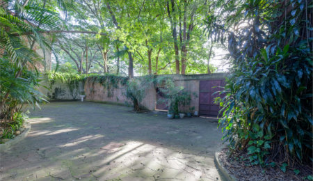 Casa Térrea à venda com 5 quartos, sendo 2 suítes,  em Alto da Boa Vista, São Paulo, SP