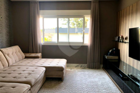 Casa à venda com 3 suítes em São Paulo II, Cotia, SP