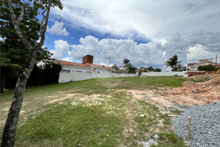 Terreno à venda no condomínio Residencial Saint Charbel, Araçoiaba da Serra - SP