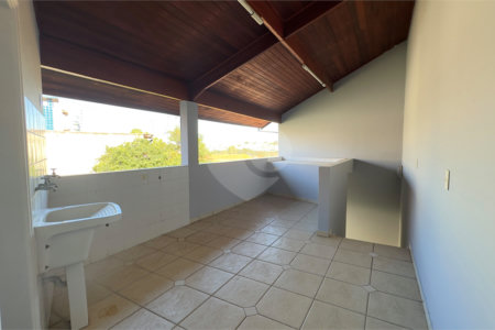 Casa para alugar com 4 quartos, sendo 3 suítes, em Vila Sfeir, Indaiatuba, SP