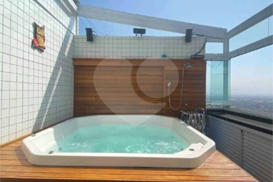 Duplex à venda com 3 suítes em Caiçara, Praia Grande, SP