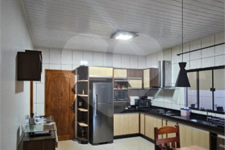 Casa à venda com 3 quartos em Bairro da Moóca, Ponta Porã, MS
