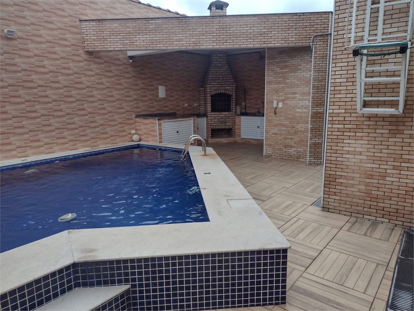 Casa Residencial à venda, Vila Voturuá, São Vicente - CA0151.