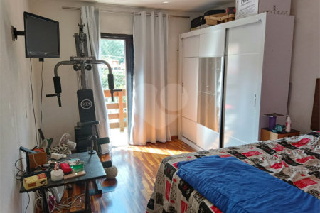 Casa à venda com 3 quartos, sendo 1 suíte, em Vila Dalva, São Paulo, SP