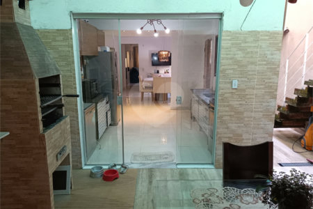 Casa à venda com 3 quartos, sendo 1 suíte, em Vila Dalva, São Paulo, SP