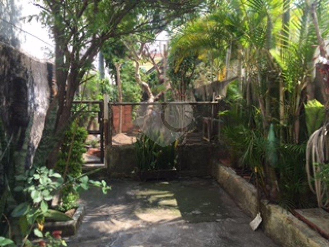 Sobrado à venda ou para alugar com 3 suítes em Santa Teresinha, São Paulo, SP