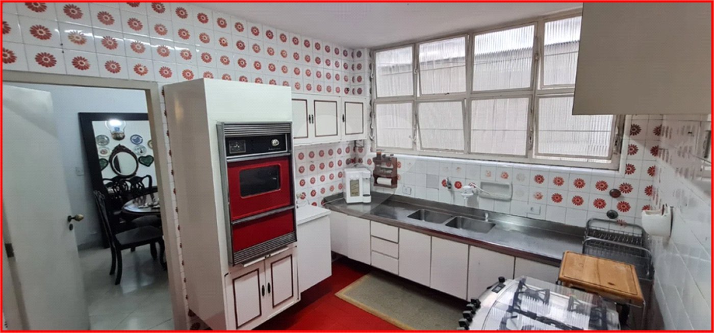 Sobrado à venda com 4 quartos, sendo 1 suíte, em Indianópolis, São Paulo, SP