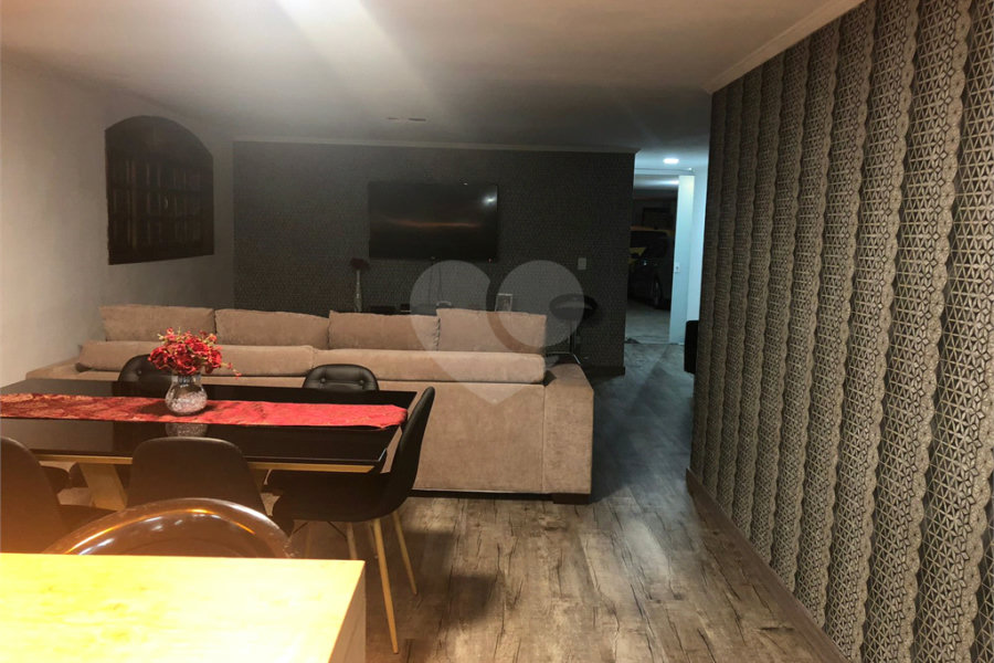 Casa à venda com 6 quartos, sendo 4 suítes, em Tremembé, São Paulo, SP