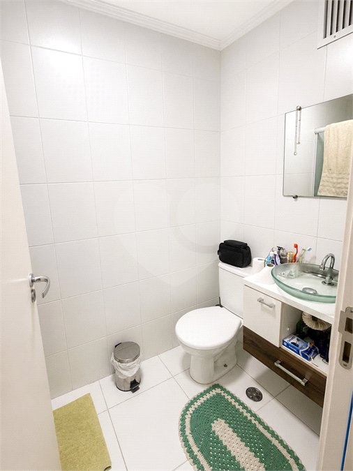 Apartamento à venda com 2 quartos, sendo 1 suíte, em Vila Assis Brasil, Mauá, SP