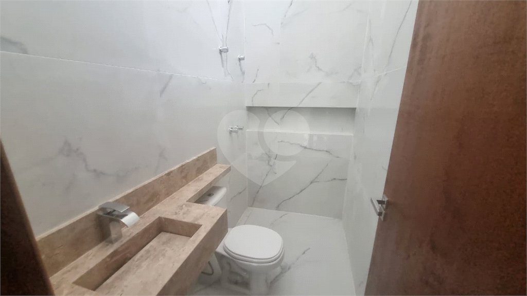 Casa à venda com 3 quartos, sendo 1 suíte, no condomínio Residencial Horto Villagio, Sorocaba - SP