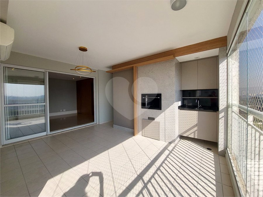 Apartamento à venda com 3 quartos, sendo 1 suíte, em Vila Leopoldina, São Paulo, SP