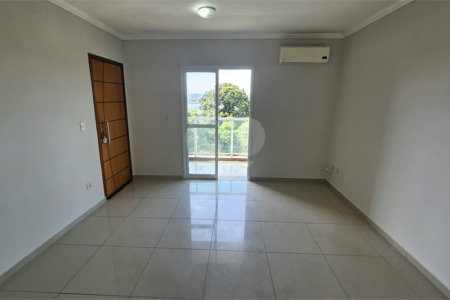 Apartamento Locação Condomínio Anguri com 02 dormitórios com Ar e Sacada