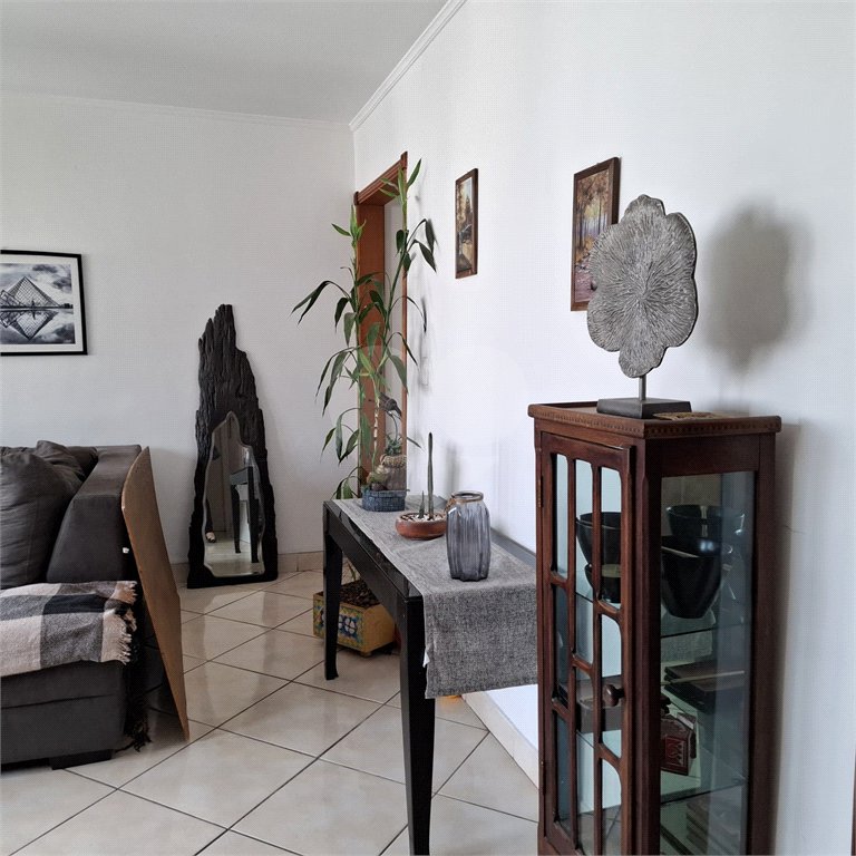 Apartamento em Pinheiros, Andar alto 02 dormitórios e 01 vaga