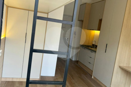 Flat à venda ou para alugar com 1 quarto em Perdizes, São Paulo, SP