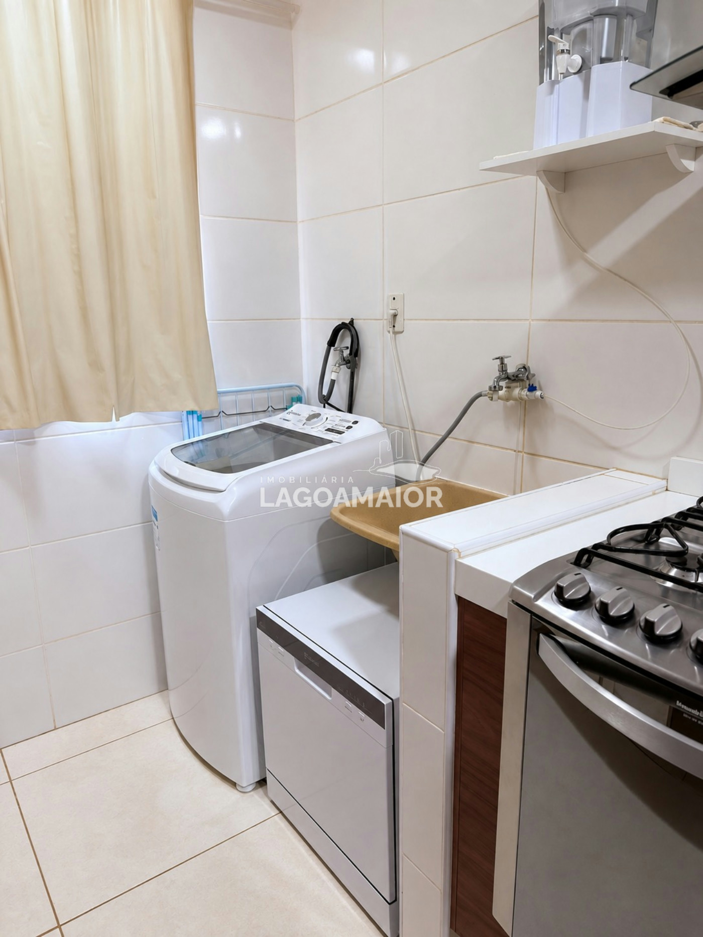 Apartamento à venda com 2 quartos no condomínio Vilas De Córdoba, Três Lagoas - MS