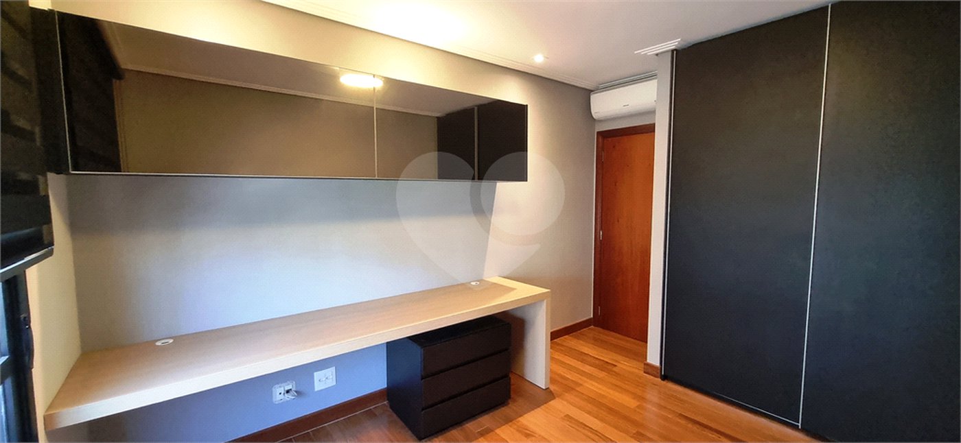 Apartamento à venda com 4 quartos, sendo 3 suítes, em Santana, São Paulo, SP