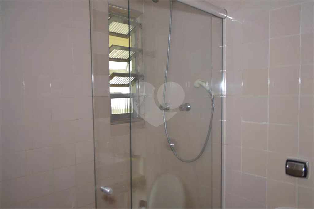 Apartamento à venda com 3 quartos, sendo 1 suíte,  em Vila Mariana, São Paulo, SP