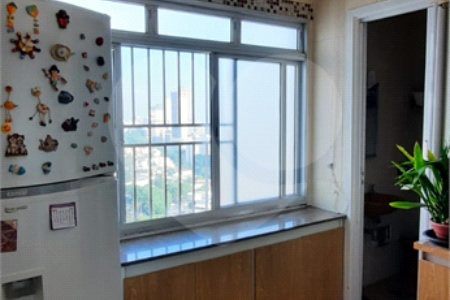 Apartamento à venda com 3 quartos, sendo 1 suíte,  em Sumarezinho, São Paulo, SP