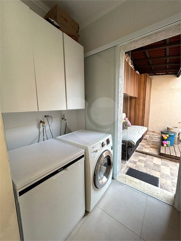 Sobrado à venda com 3 quartos, sendo 1 suíte,  em Villa Di Cesar, Mogi das Cruzes, SP