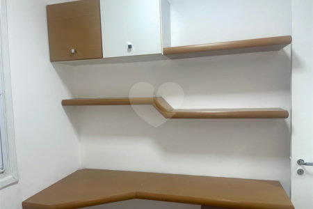 Casa à venda com 3 quartos, sendo 1 suíte,  no condomínio Vilagio Viccino, São Paulo - SP