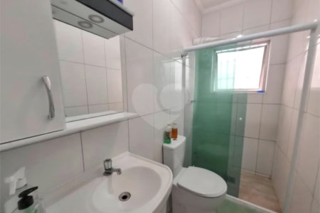 Sobrado à venda com 2 quartos em Jardim Rosa Maria, São Paulo, SP