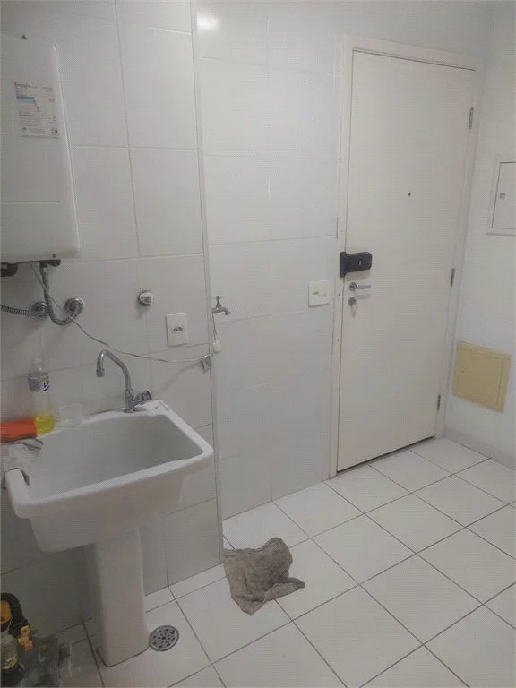 Apartamento à venda com 3 quartos, sendo 2 suítes, em Vila Andrade, São Paulo, SP