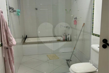 Casa à venda com 3 quartos, sendo 1 suíte,  em Vila Vitória, Mogi das Cruzes, SP