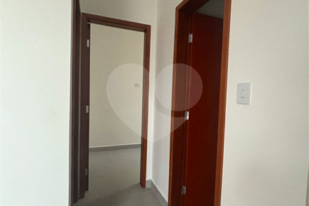 Casa à venda com 2 suítes no condomínio Maracujas, São Paulo - SP