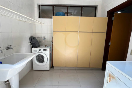 Casa à venda com 4 quartos, sendo 2 suítes, em Lar São Paulo, São Paulo, SP