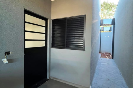 Casa à venda ou para alugar com 2 quartos, sendo 1 suíte,  em Jardim Bela Vista, Três Lagoas, MS
