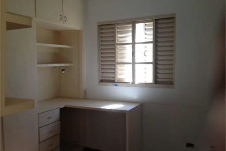 Sobrado à venda com 4 quartos, sendo 2 suítes, em Jardim Bonfiglioli, São Paulo, SP