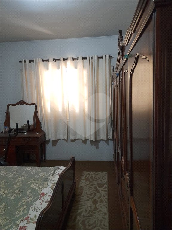 Sobrado à venda com 3 quartos, sendo 1 suíte,  em Parada Inglesa, São Paulo, SP