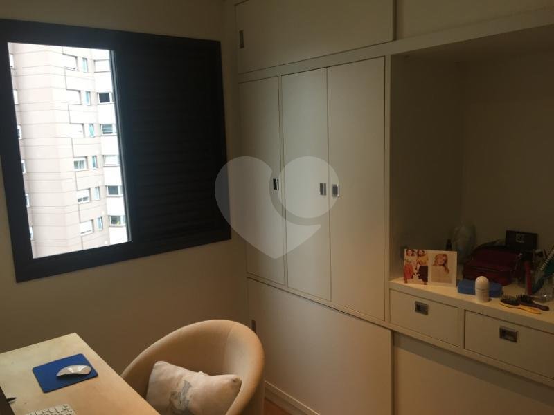 Apartamento à venda com 2 quartos em Vila Andrade, São Paulo, SP