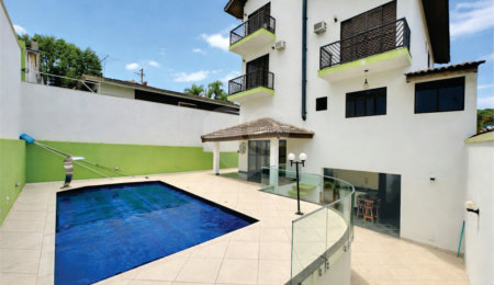 Casa à venda com 4 suítes no condomínio San Diego Park, Cotia - SP