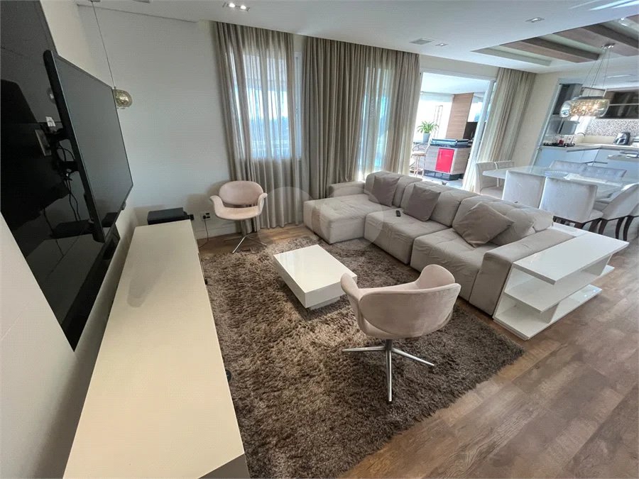 Apartamento à venda com 4 quartos, sendo 2 suítes, em MORUMBI, São Paulo, SP