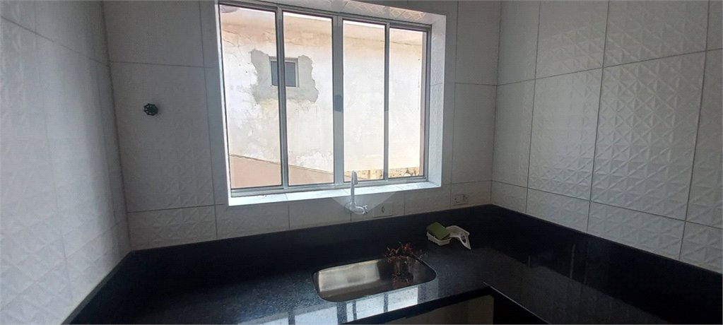 Casa Térrea à venda com 4 quartos, sendo 3 suítes, em Vila Galvão, Guarulhos, SP