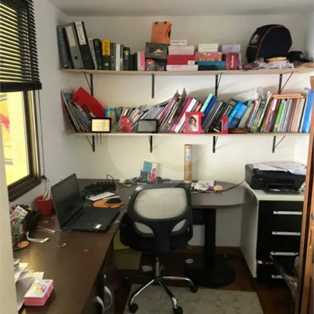 Casa à venda com 3 quartos, sendo 1 suíte,  no condomínio Villas de São Francisco I, São Paulo - SP