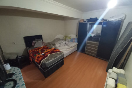 Sobrado à venda com 3 quartos, sendo 1 suíte, em Jardim Helga, São Paulo, SP