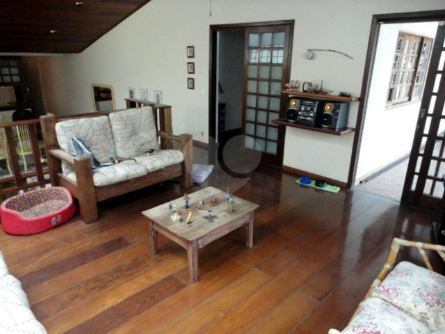 Casa à venda com 3 quartos, sendo 2 suítes,  em Parque Mandaqui, São Paulo, SP