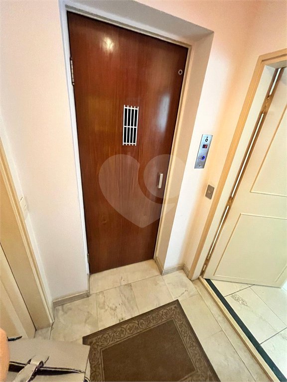 Apartamento à venda com 2 quartos em Bela Vista, São Paulo, SP