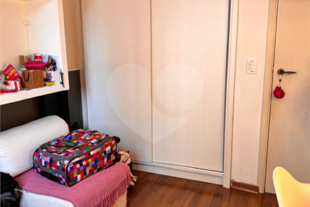 Apartamento à venda com 3 quartos, sendo 1 suíte, em Indianópolis, São Paulo, SP